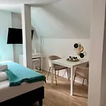 Flores City Center Studio - Easy Self-Check-In
